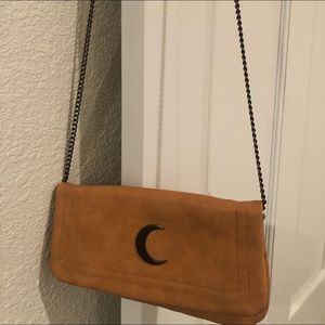 Crossbody purse